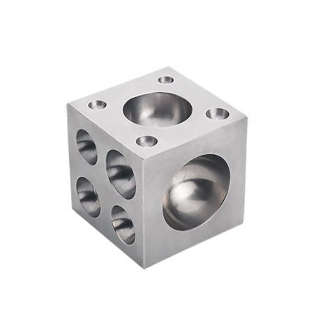 DADO DE ACERO 64X64 mm (EMBUTIDORA)
