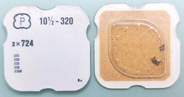 PESEUX 320 #723 / 3 PCS