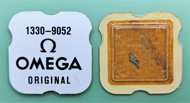 OMEGA 1330-9052 