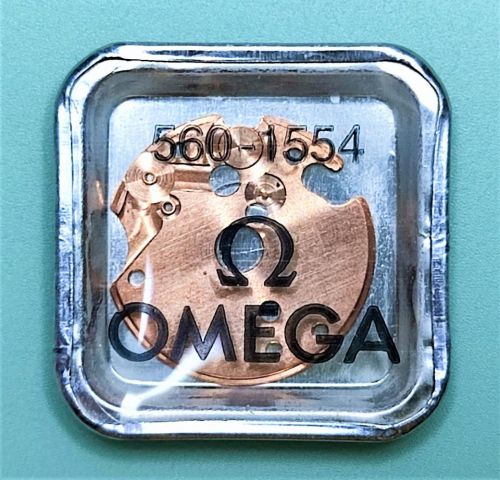 [O560-1554] OMEGA 560-1554 PLACA SUJ. INDICADOR FECHA